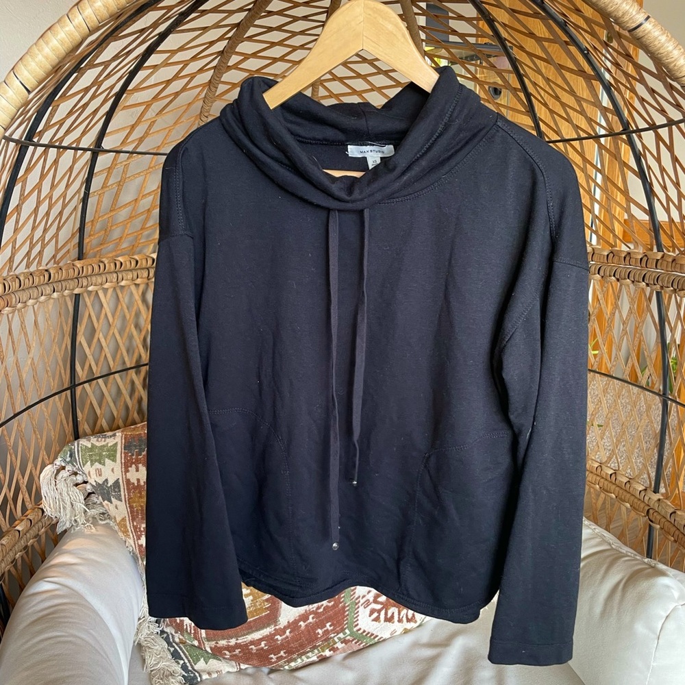 Turtle neck sweater